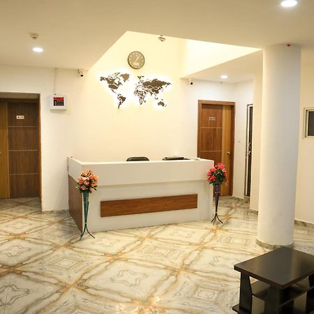 Hotel Aaram Kalupur Ahmedabad Bagian luar foto